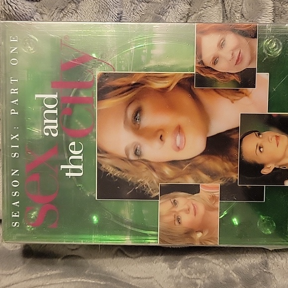 Sex and the City DVD sets Season 1,4,5,6...sealed - Picture 8 of 12